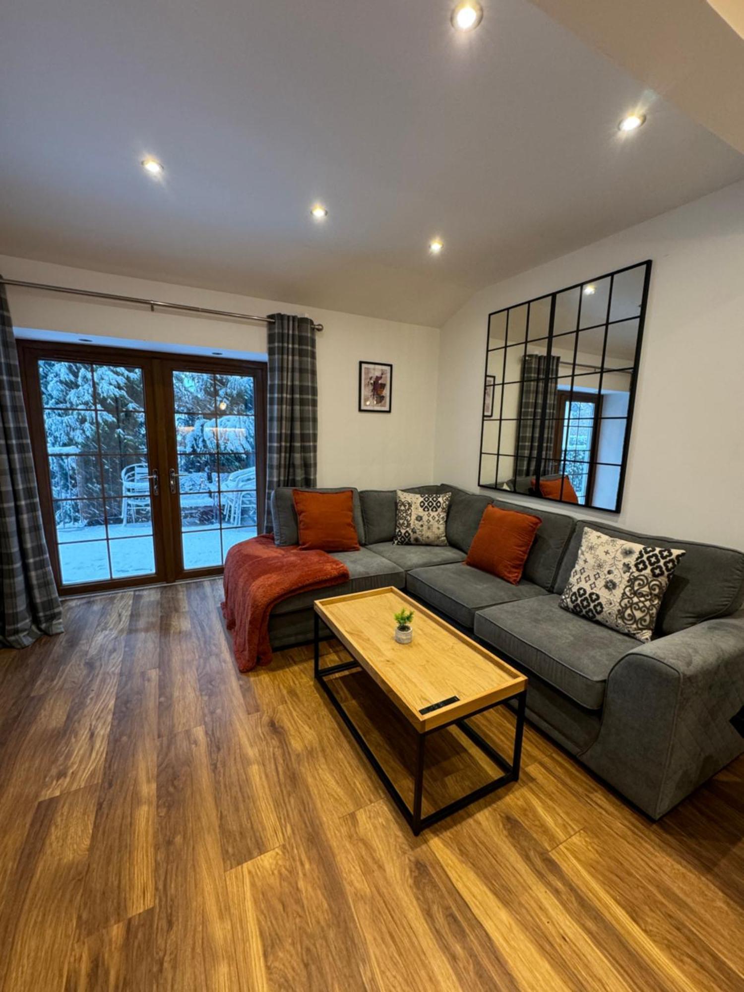 1 Sheraton Apartments Fort William Buitenkant foto